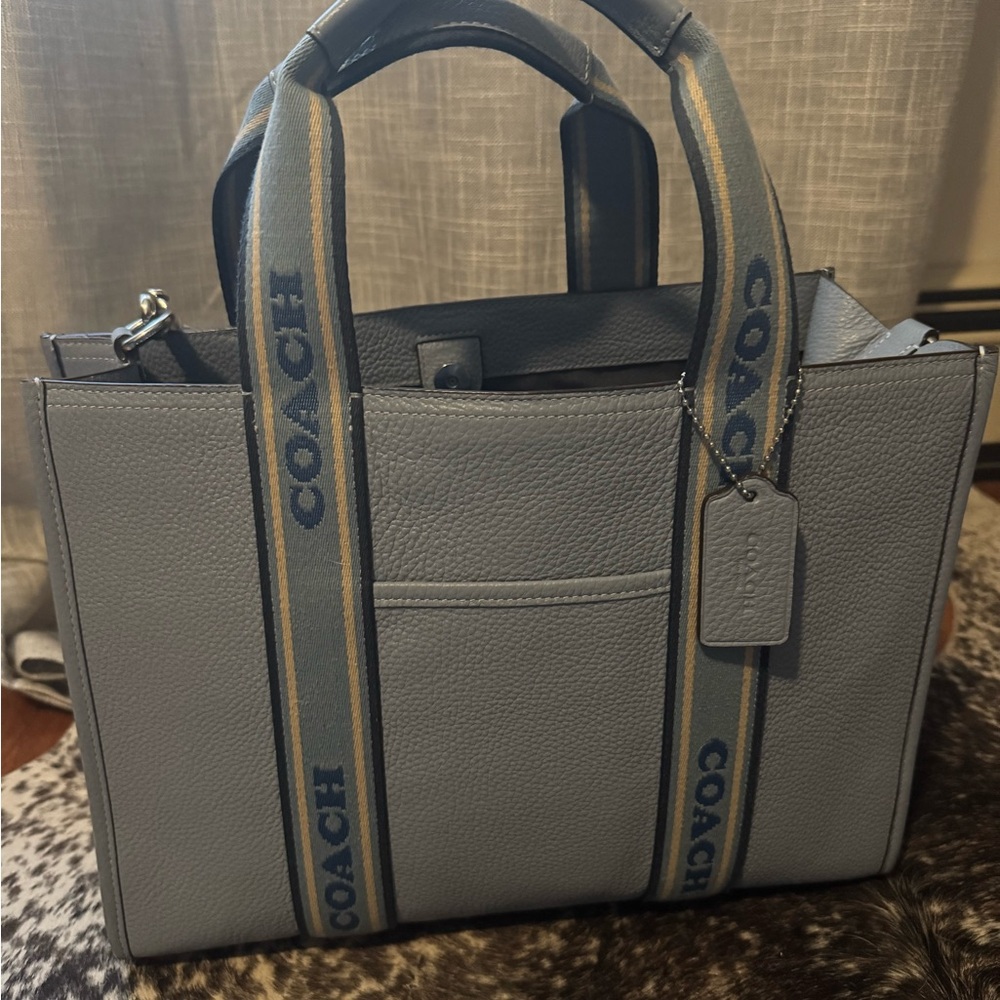 Coach Blue Tote Bag/ like new condition